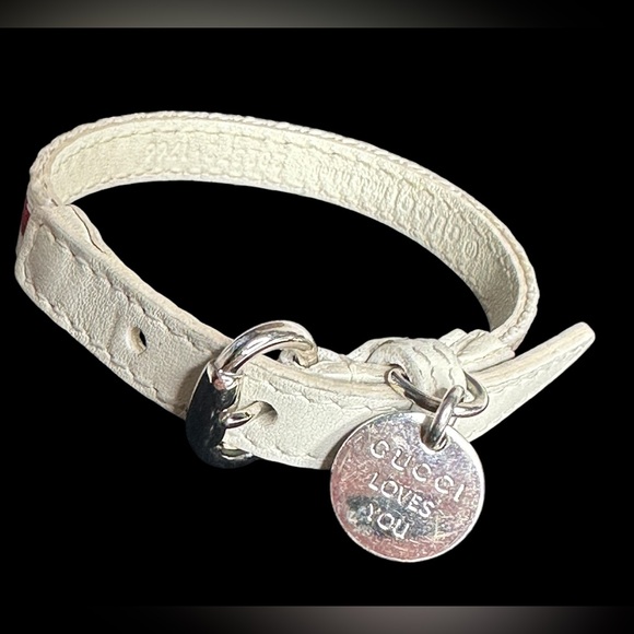 Gucci Limited Edition “Gucci Loves You” Bracelet With Box, Ribbon, & Envelope - Picture 7 of 16